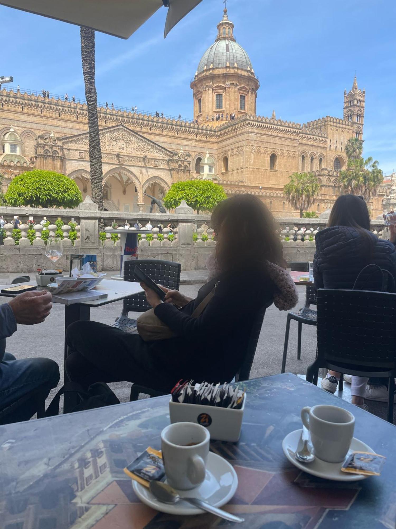 Acomodação com café da manhã  #secretplace Palermo